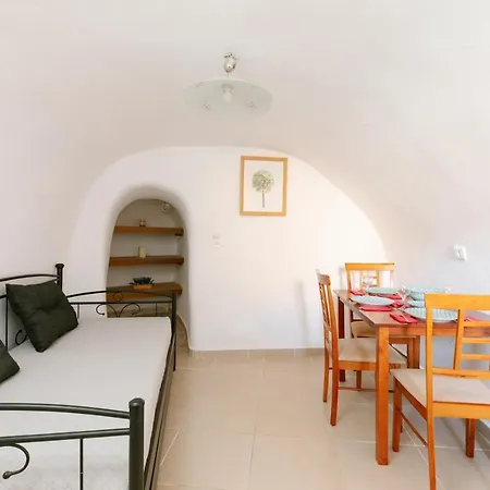 Apartment Antheia Karterados (Santorini)