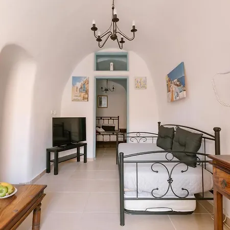 Antheia Apartment *