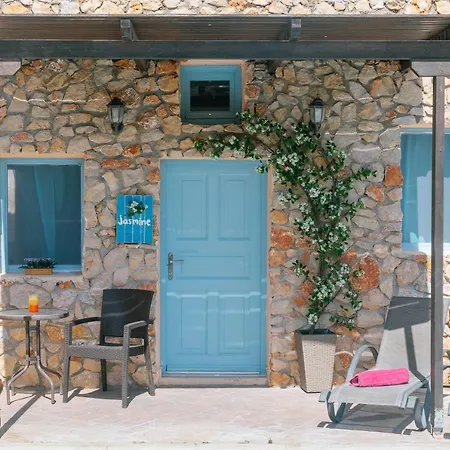 Antheia Apartment Karterados (Santorini)